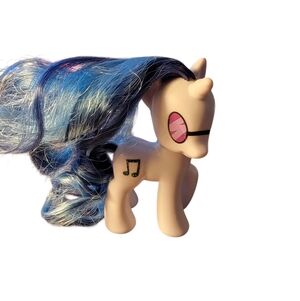 2010 My Little Pony DJ G4 Pon-3 Rare Collectible Toy Hasbro